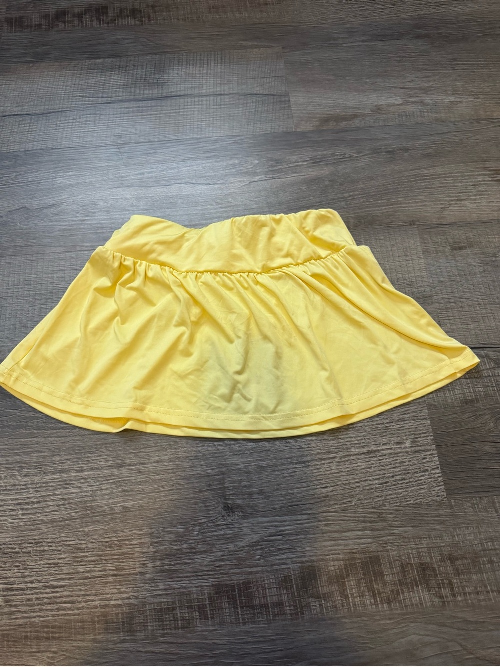 SHEIN Yellow Circle Skater Skirt
